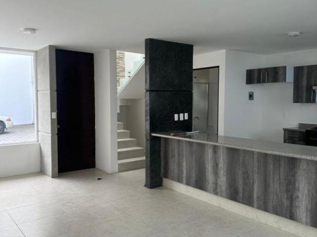 ¡ESPÍRITU SANTO RANCHO BLANCO HERMOSA CASA A UN SÚPER PRECI0 EN UN FRACCIONAMIENTO DE SOLO 8 CASAS!
