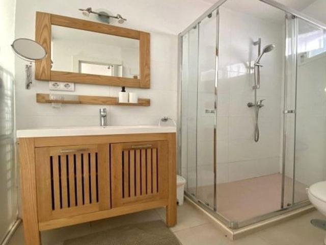 Oportunidad Única: Apartamento con Licencia Turística en Cabo de las Huertas, Alicante