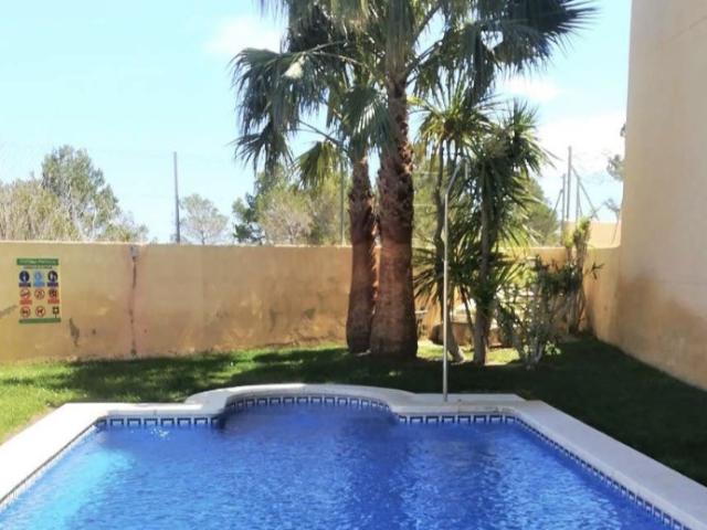 ¡Oportunidad única! Apartamento en planta baja con LICENCIA TURISTICA !