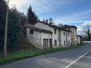 ✨Oportunidad única: Chalet adosado con encanto en Peñaflor – Grado✨