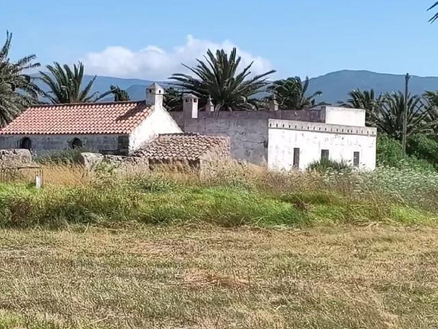 Oportunidad única: cortijo tradicional andaluz en el Parque Natural de Tarifa