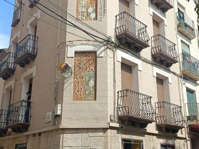 Oportunidad única de inversión en pleno corazón de Caspe, ub. 256m² Caspe
