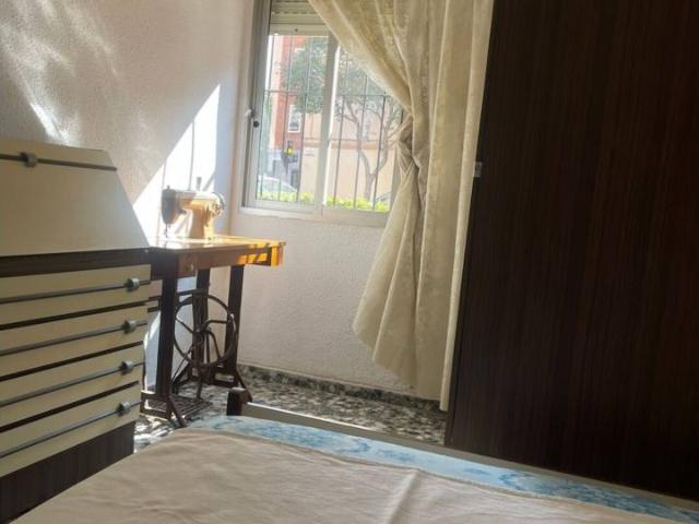Oportunidad única en València Capital – Vivienda con gran potencial y posibilidad de negocio