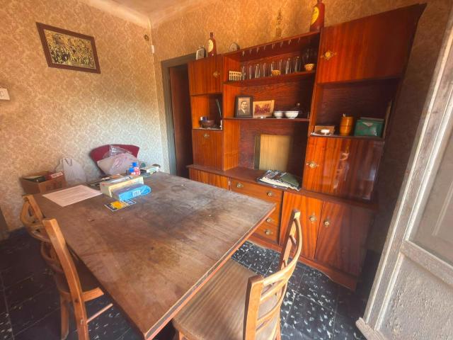 Oportunidad Única en Virgen del Remedio: Amplia Vivienda con Balcones Privados