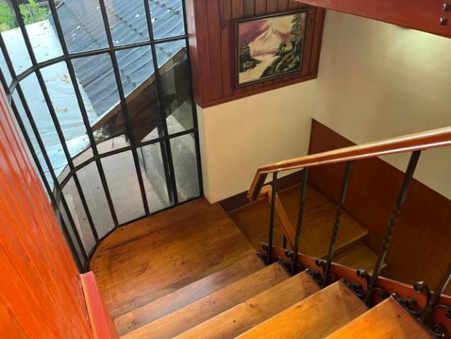 OPORTUNIDAD UNICA EN CANDILEJAS: Casa de alto estándard, arquitectura que inspira, espacios que envuelven | 6 dormitorios por 11000.00 en Los Ángeles