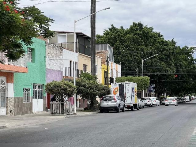 Oportunidad única en calle gigantes, Guadalajara