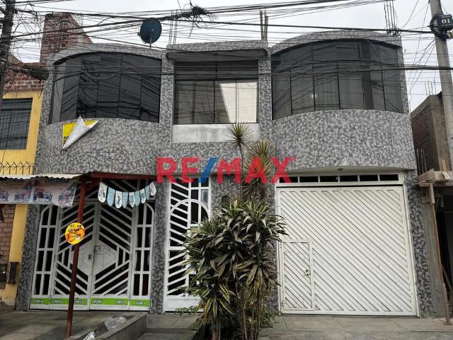 ¡Oportunidad Única En Comas! Casa Con Base Para 8 Pisos Lista Para Rentabilizar O Vivir A Lo Grande! 630.000.00