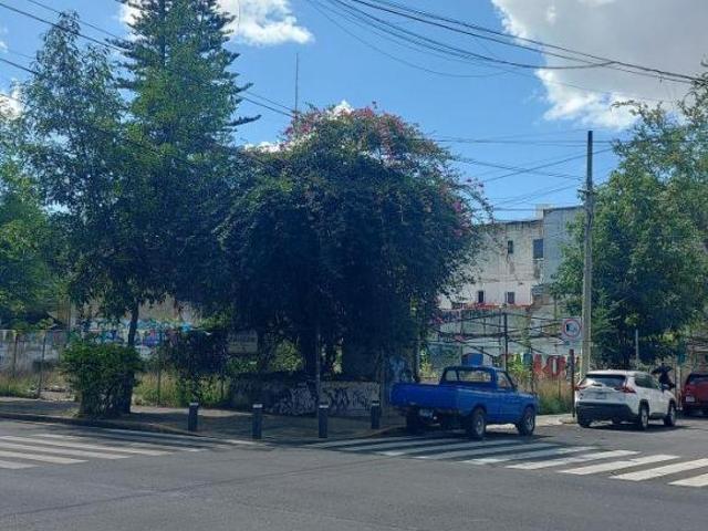 Oportunidad Única en Colonia Americana: Terreno con Uso de Suelo