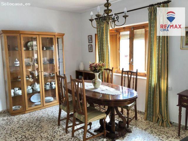 ¡Oportunidad única en el corazón de Cúllar Baza Granada !