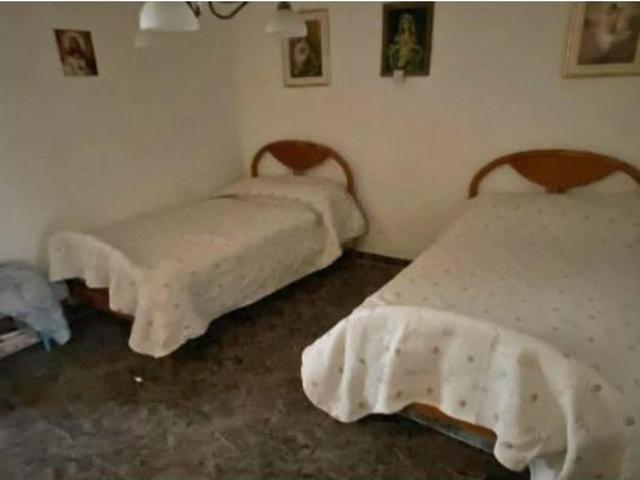 ¡Oportunidad única en Nerpio! 3 casas en entorno natural de ensueño + Finca agraria de 7.000 m2