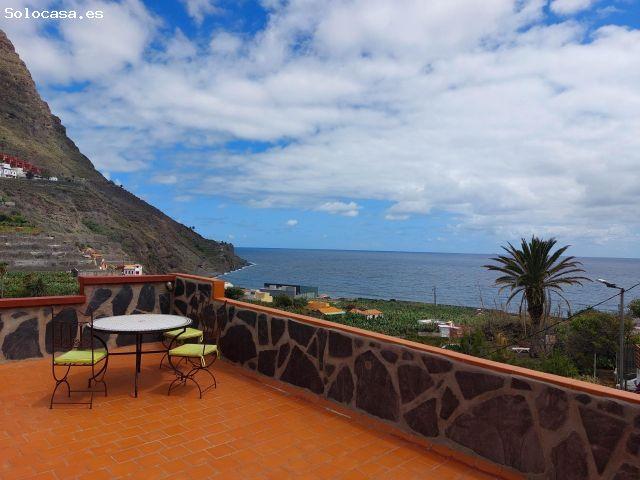 Oportunidad Única: Finca con Potencial Rentable y Tres Casas Rurales en Hermigua, La Gomera