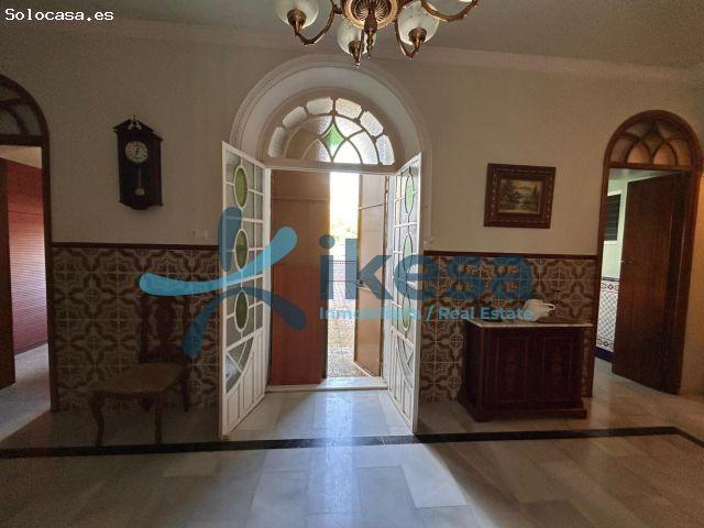 Oportunidad única! magnífica casa en Paterna del Campo Huelva