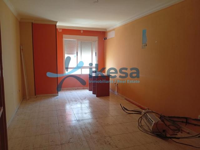Oportunidad Única: Moderno Piso de 2 Habitaciones en Adra