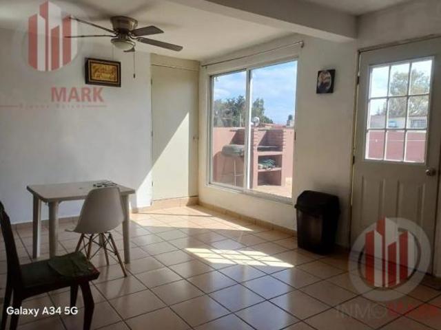Oportunidad Venta Casa en San Juan de Aragón, 3 niveles