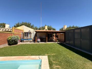 Oportunidad Venta Casa Zona Residencial De Rivadavia 2 Dormit. Y 2 Baños