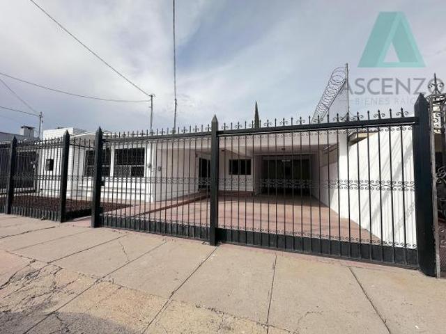 Oportunidad¡ Venta en San Felipe | Inversión, Oficinas o Casa Habitación