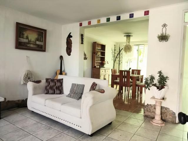 Oportunidad! Vendo casa en La Florida | 4 dormitorios por 3900.00 en La Florida