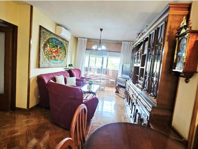 ¡OPORTUNIDAD! VISITATUCASA VENDE | 4 DORMITORIOS, TERRAZA Y ASCENSOR