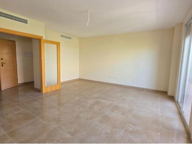 OPORTUNIDAD ! VIVIENDA A ESTRENAR EN ALBAIDA!