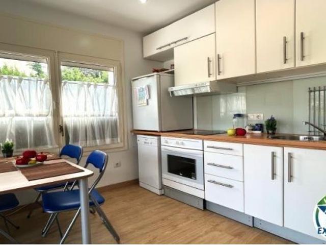Oportunidad ! Acogedor Apartamento Reformado en El Port de Llançà