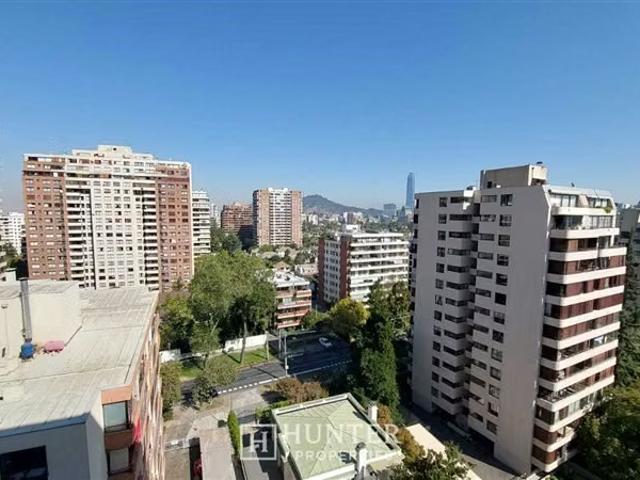 ¡Oportunidad! Amplio luminoso dpto 4D 3B gran distribución | 4 dormitorios por 8290.00 en Las Condes
