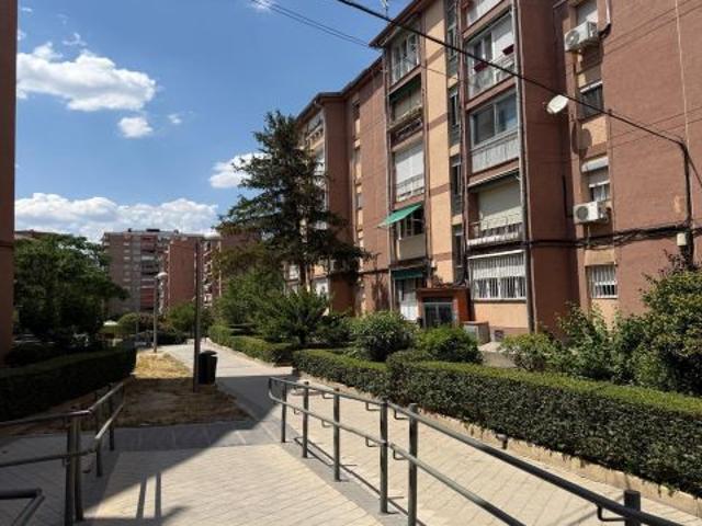 OPORTUNIDAD BANCARIA Tres Olivos, Valverde: Piso luminoso de 2 hab. con FINANCIACIÓN 100% – ¡Periodo