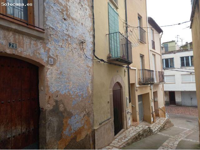 OPORTUNIDAD CASA A REFORMAR EN CENTRO HISTORICO DE MIRAVET