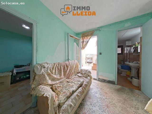 OPORTUNIDAD Casa adosada en Bellpuig con patio