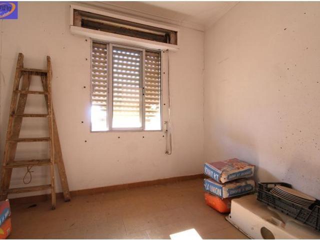 OPORTUNIDAD CASA DE PUEBLO EN CORRALES DE UTIEL