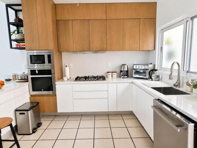 OPORTUNIDAD, CASA DE 1 NIVEL DENTRO DE CONDOMINIO EN EL SUR DE LA CIUDAD