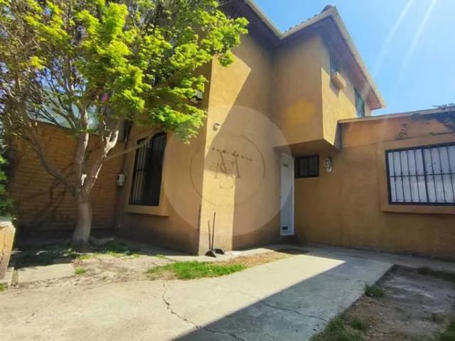 Oportunidad casa de 3D+2B+2E 1269 | dormitorios por 3180.00 en Maipú