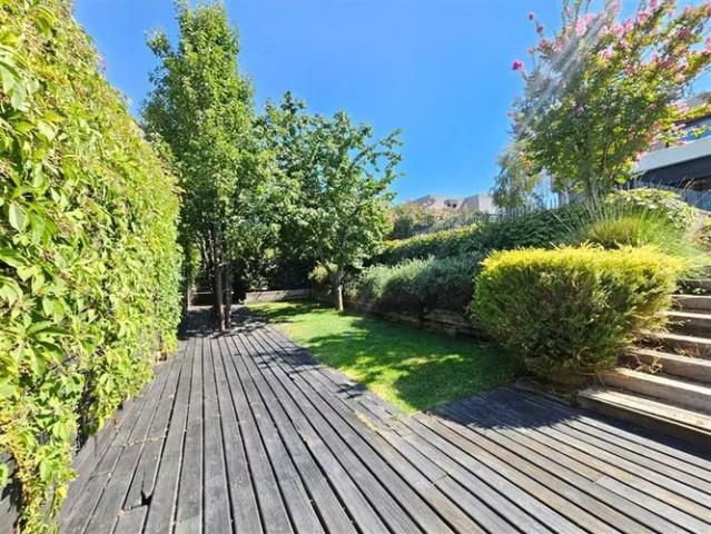 Oportunidad casa de 8D y 6B, Condominio Los Bosques | 8 dormitorios por 24000.00 en Colina