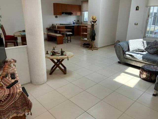 Oportunidad casa en el Refugio una planta ideal para gente mayor llena de luz armoniosa, seguridad