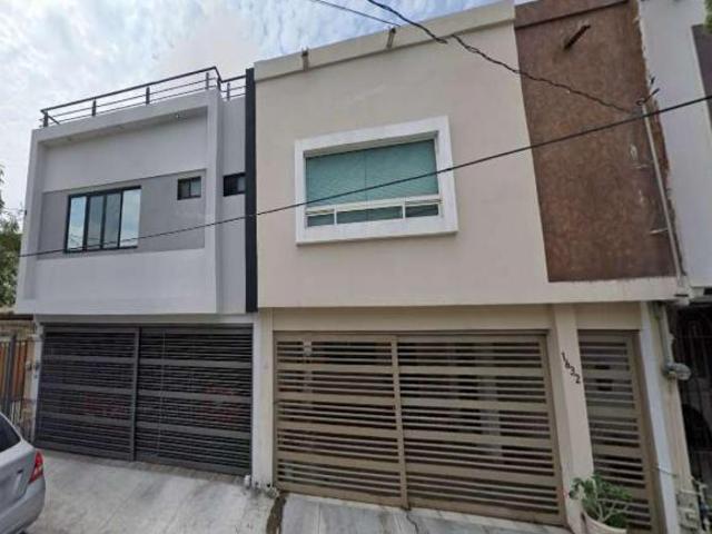 ¡OPORTUNIDAD! Casa en Jardines de Nueva Linda Vista, Guadalupe: Zona Familiar, Segura y con Conectiv