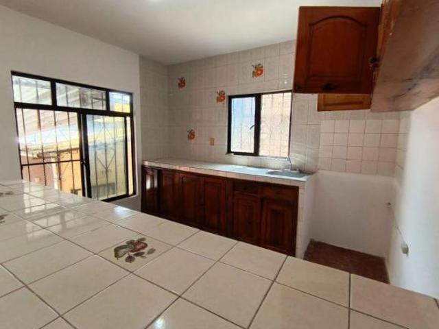 Oportunidad casa en La Otilio Montaño, se aceptan créditos!