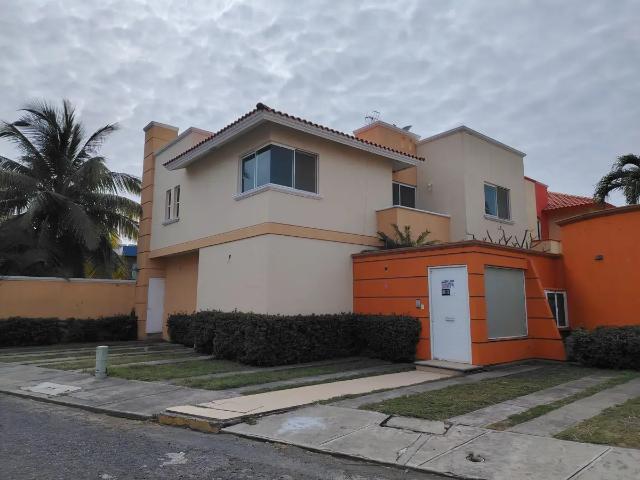 Oportunidad! Casa en Venta o Renta en Playas del Conchal, Alvarado, Veracruz Ideal para Familia