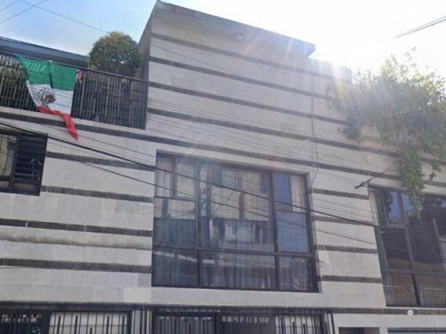Oportunidad Casa en venta en C. Monclova Col. Roma Sur, Cuauhtémoc, CDMX