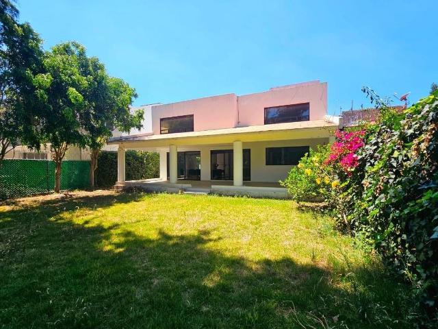 OPORTUNIDAD CASA EN VENTA PUEBLA $8,850,000 AV 15 DE MAYO ZONA SERDAN