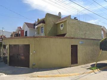 Oportunidad Casa en venta ubicada en El Condado Plus, León, Gto