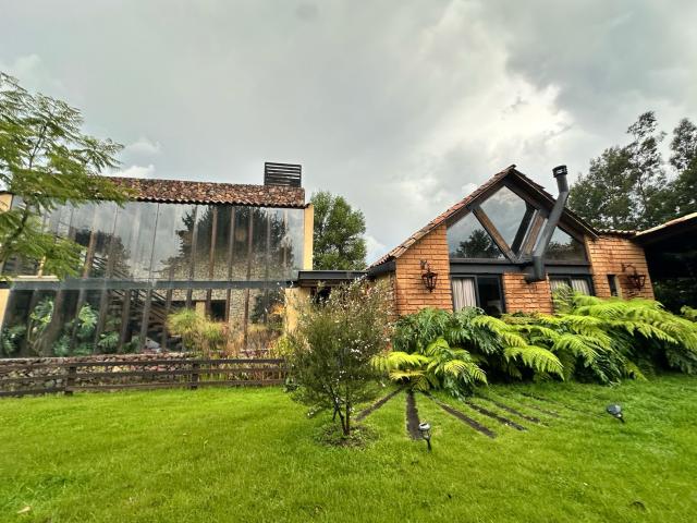 Oportunidad casa en venta y renta Valle de Bravo