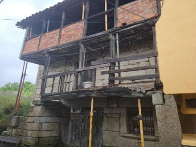 !OPORTUNIDAD! Casa para restaurar en la Ribeira Sacra
