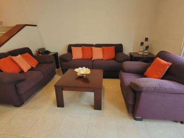 Oportunidad Casa Sustentable en Quinta Madeira | Amueblada, Equipada y con Paneles Solares