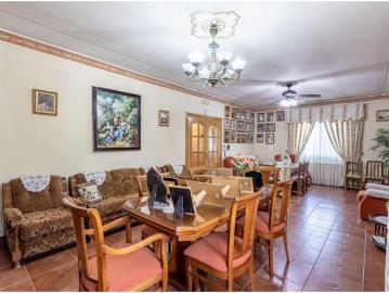 OPORTUNIDAD! CASA Y NAVE EN SANTA FÉ