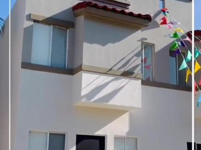 OPORTUNIDAD. CASA $1,650,000 EN CANC?N. CRED. INFONAVIT. COL. BENITO JU?REZ