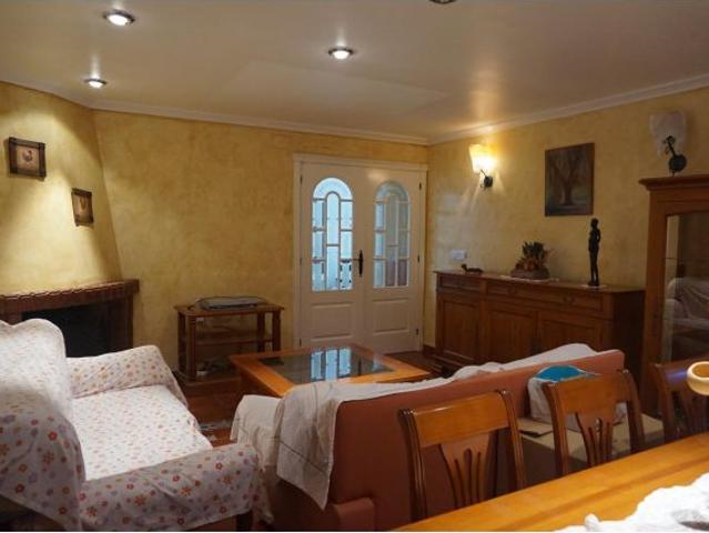 OPORTUNIDAD! CHALET en Torre Azul!