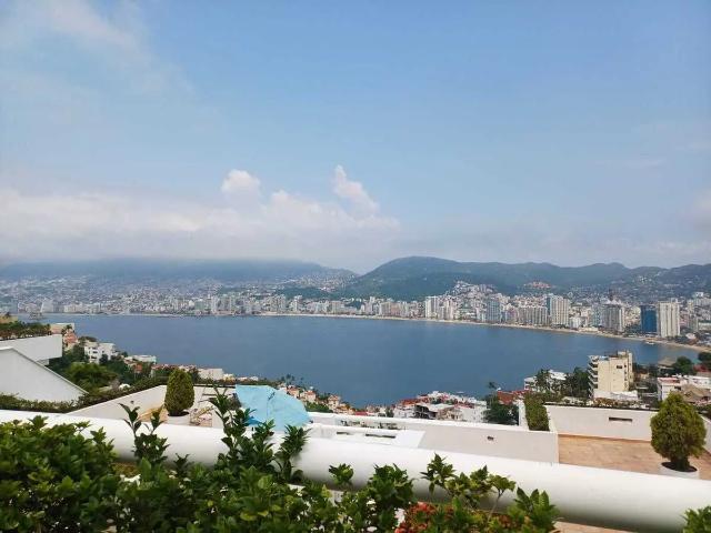 OPORTUNIDAD DE VENTA DE VILLA EN BRISAS DIAMANTE ACAPULCO