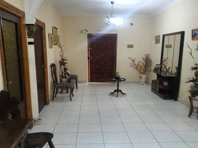 OPORTUNIDAD DE CASA EN CHURRIANA PARA REFORMAR O LEVANTAR BLOQUE DE PISOS