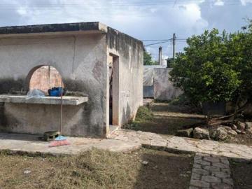 Oportunidad de inversión con amplio terreno, en venta, 10 de abril, Cozumel
