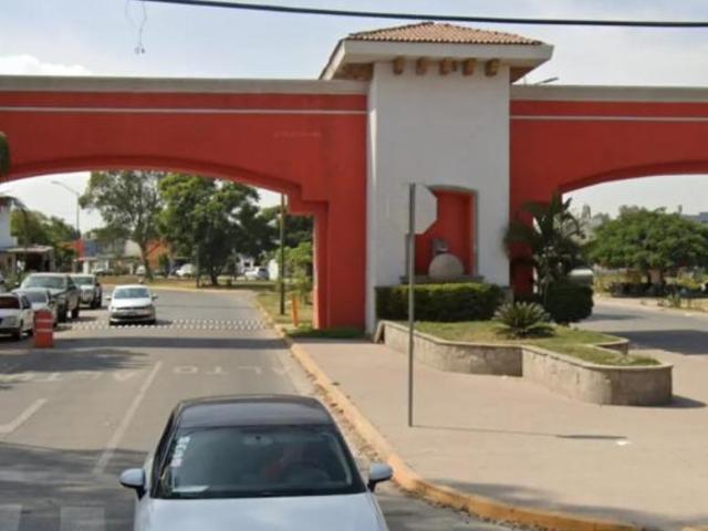 OPORTUNIDAD DE INVERSIÓN CASA ADJUDICADA EN VILLA FONTANA SAN PEDRO TLAQUEPAQUE