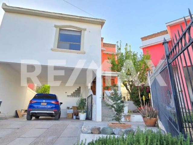 ¡Oportunidad de inversión ! Casa en venta en Residencial Bahías, Chihuahua